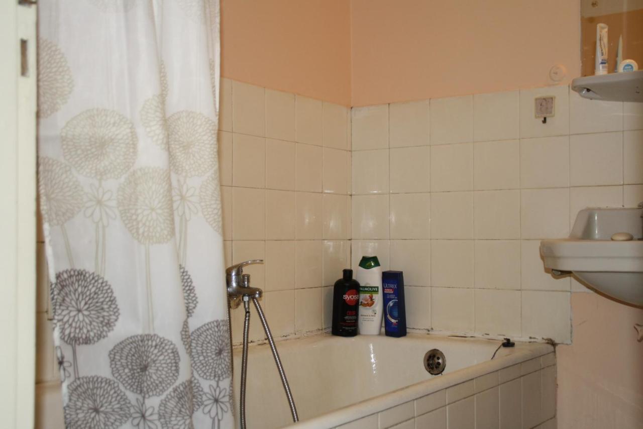 Private Bedrooms In Shared 135 Sm Center Séjour chez l'habitant Athènes